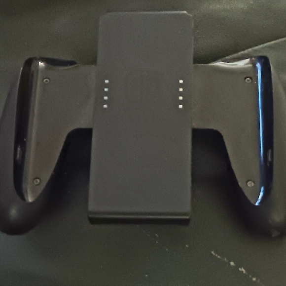 Nintendo switch controller - Picture 2 of 2
